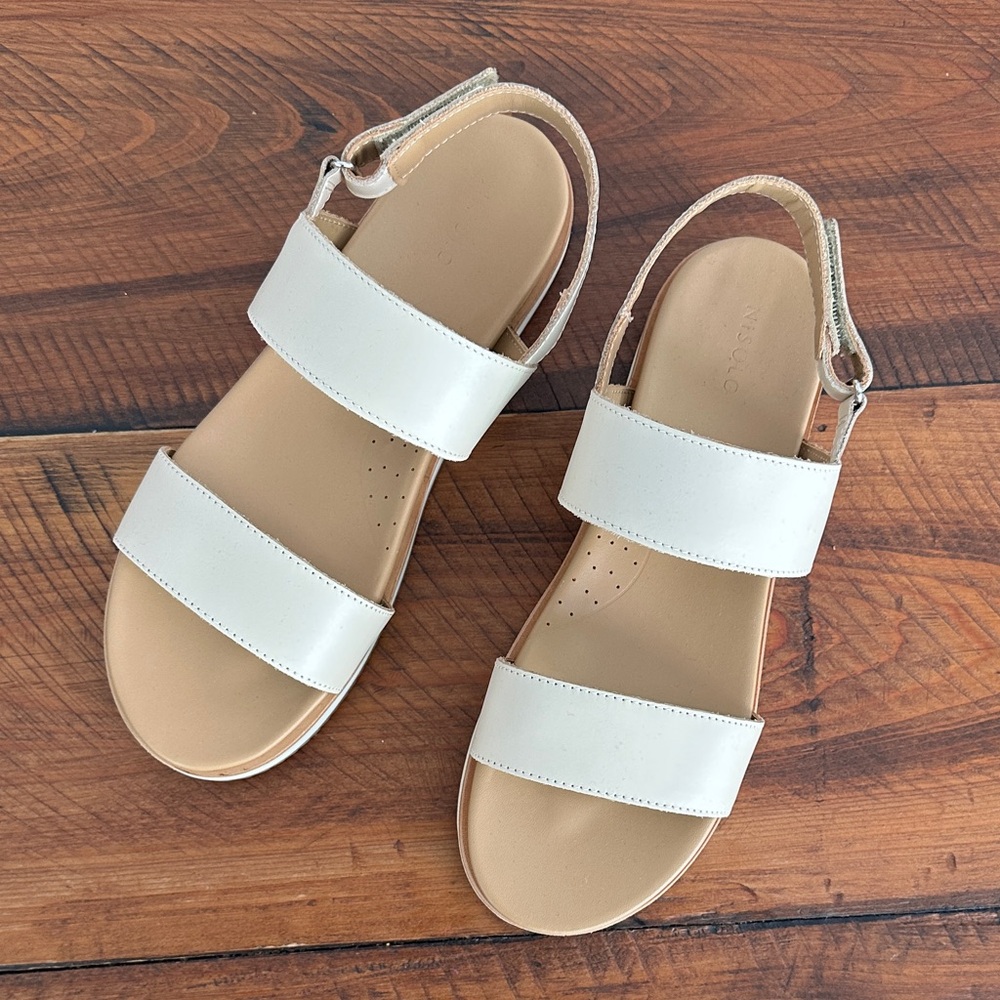 New Nisolo Women's Bone Leather Sandals, 9